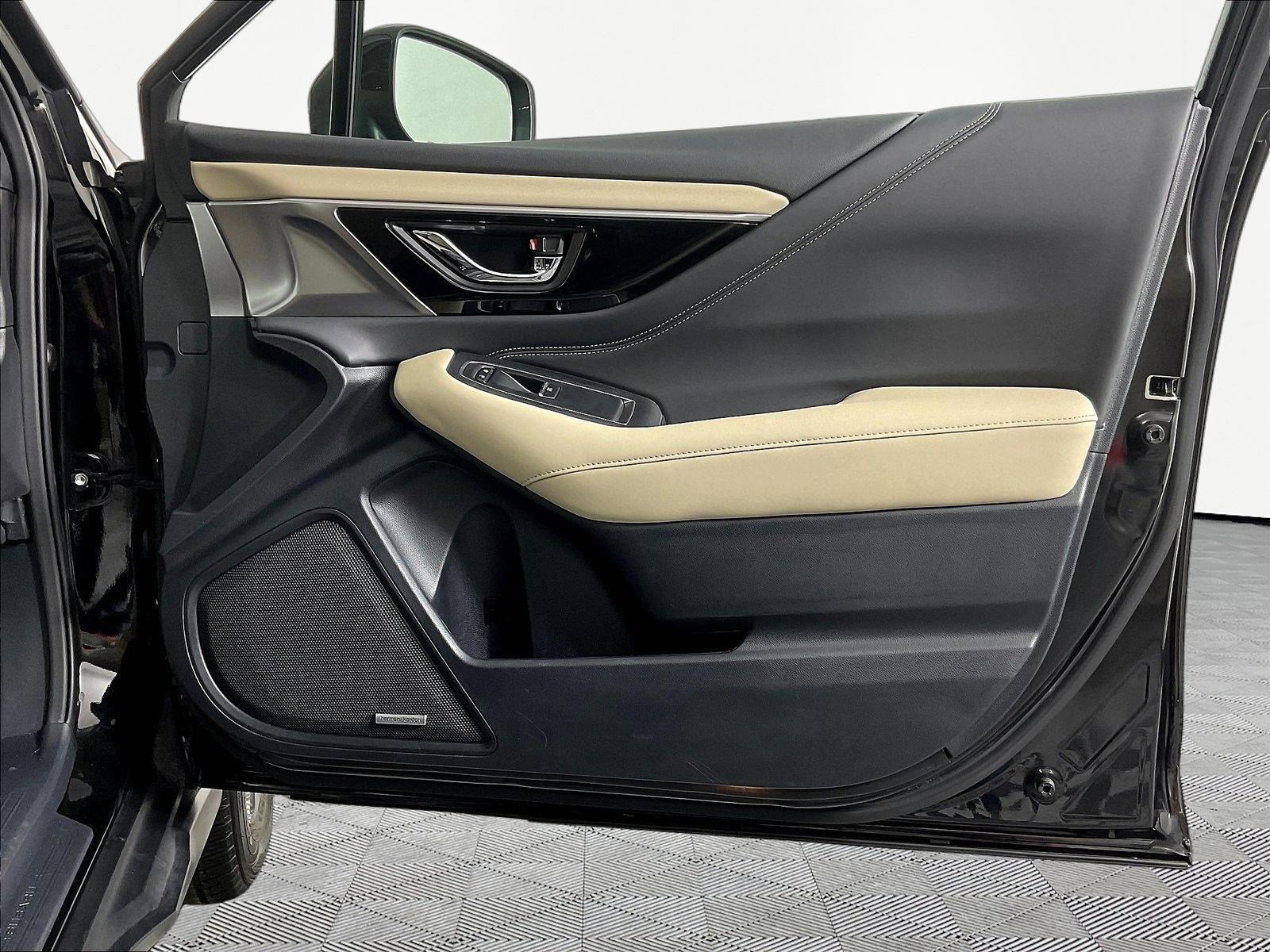 2023 Subaru Outback Limited - Photo 28