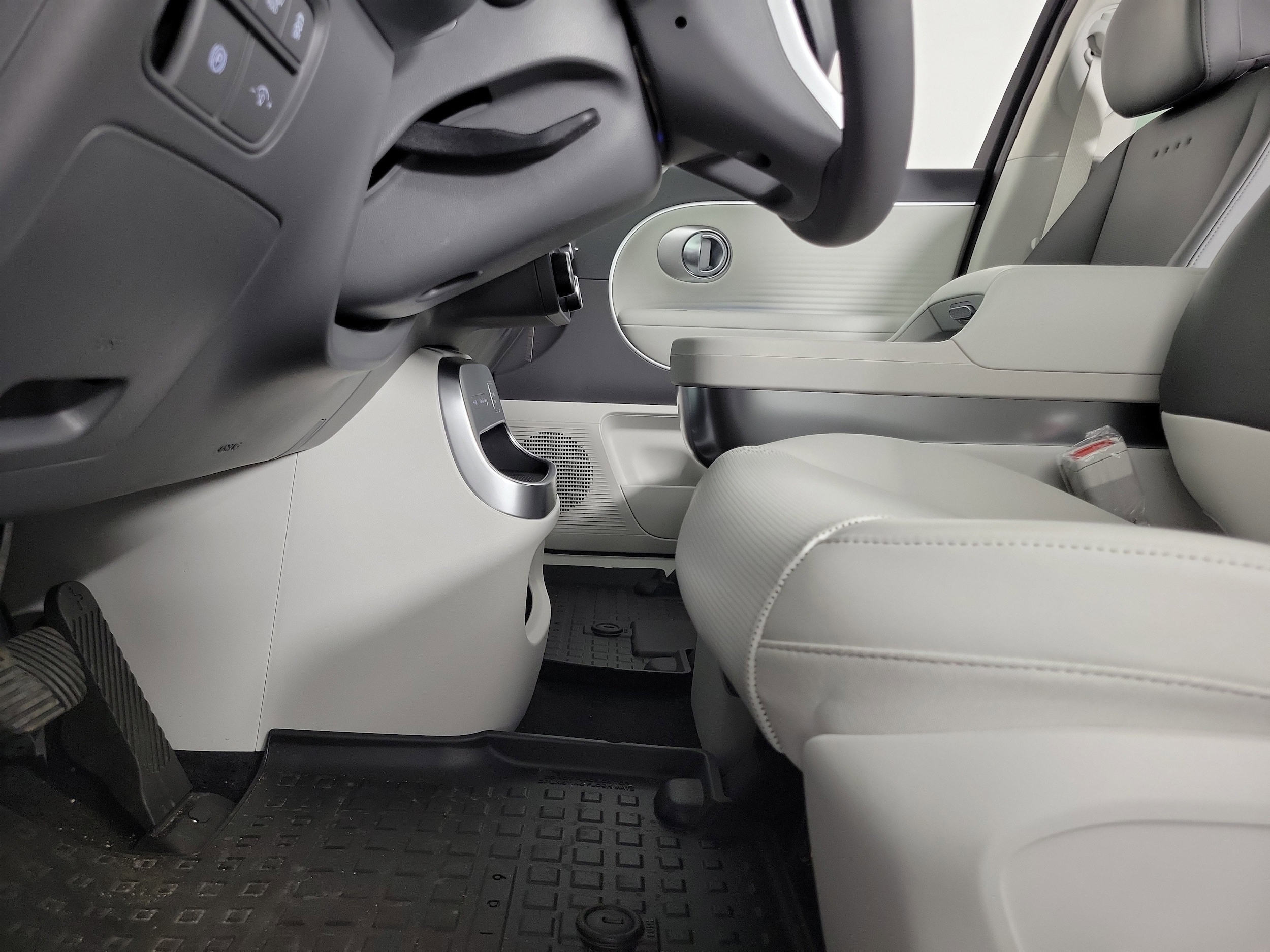 2026 Hyundai IONIQ 9 SEL - Photo 28