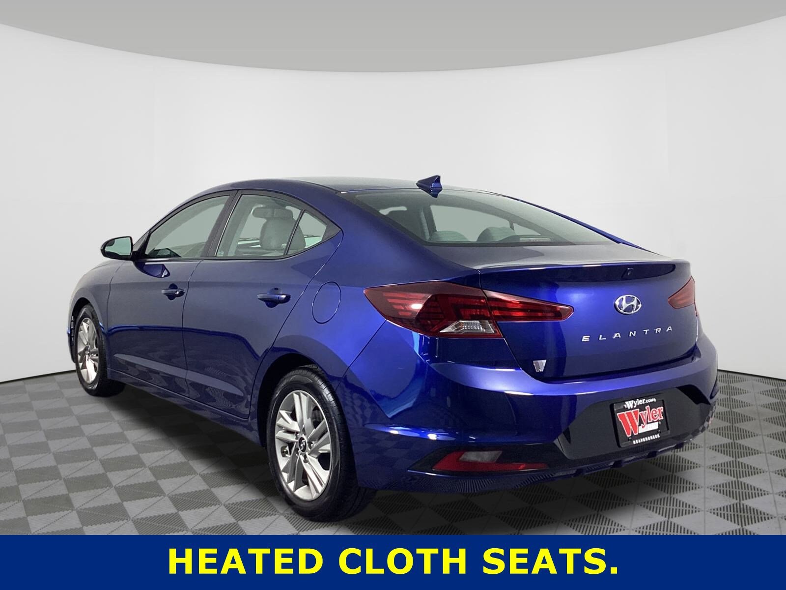 2020 Hyundai Elantra Value Edition photo 3