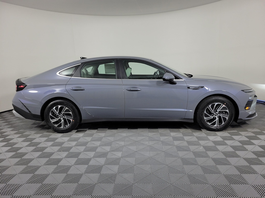 New 2026 Hyundai Sonata Hybrid Blue Sedan