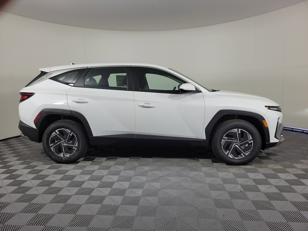New 2026 Hyundai Tucson Hybrid Blue SUV