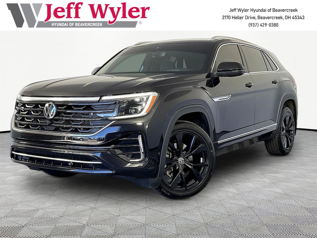 Used 2024 Volkswagen Atlas Cross Sport 2.0T SEL Premium R-Line 2.0T SEL Premium R-Line 4MOTION