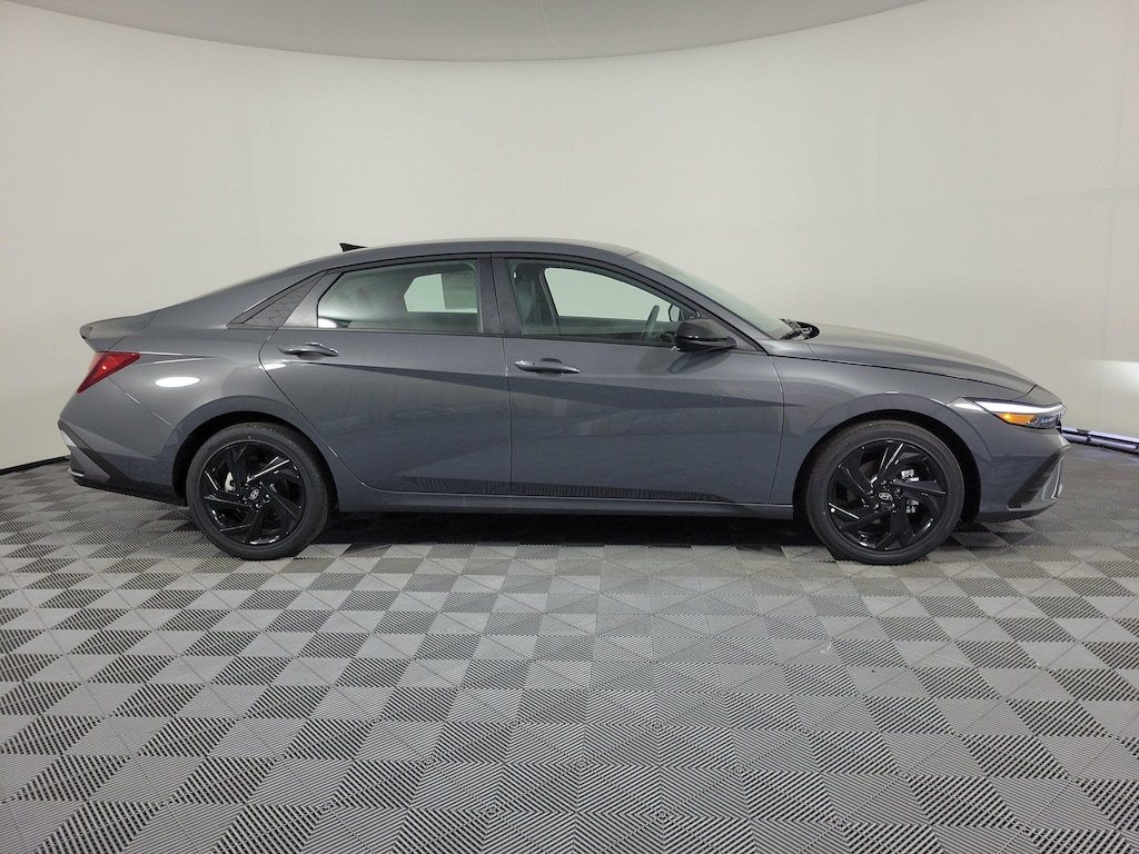 New 2026 Hyundai Elantra SEL Sport Sedan