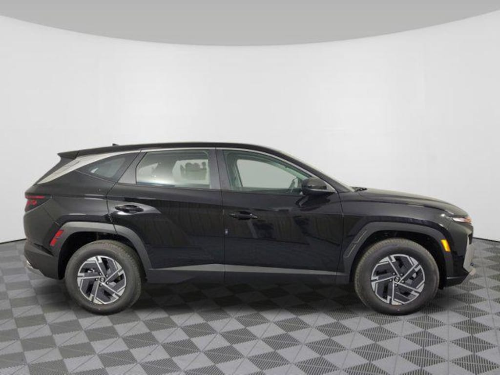 New 2026 Hyundai Tucson Hybrid Blue SUV