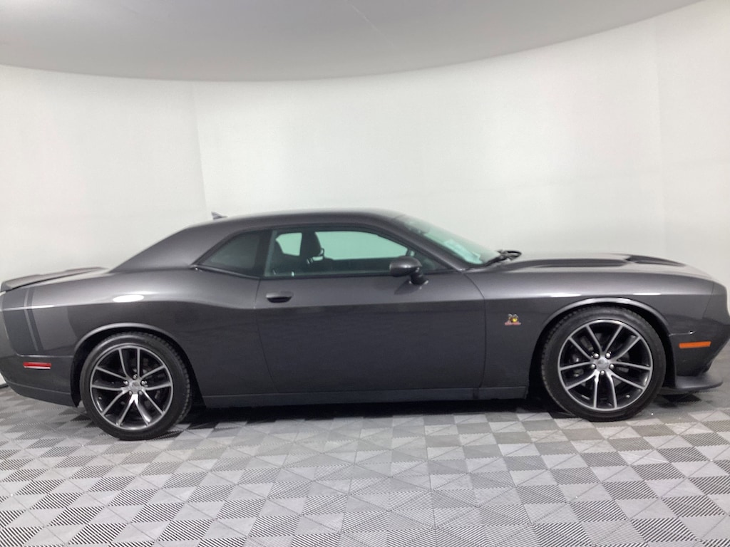 Used 2016 Dodge Challenger R/T Scat Pack Coupe
