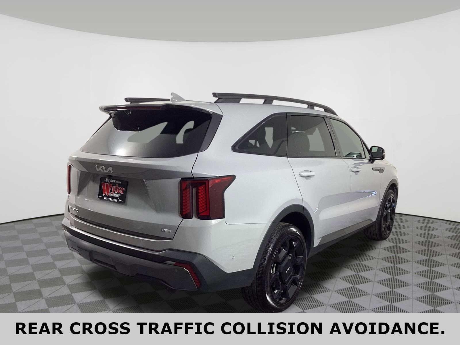 2024 Kia Sorento X-Line SX Prestige photo 3