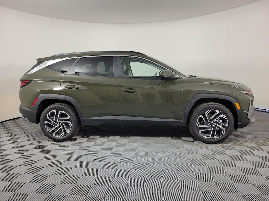 New 2026 Hyundai Tucson SEL Plus AWD SUV