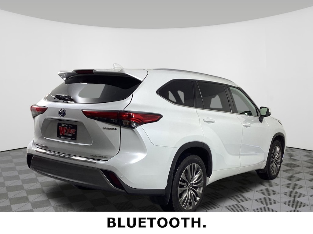 Used 2022 Toyota Highlander Hybrid Platinum Hybrid Platinum AWD