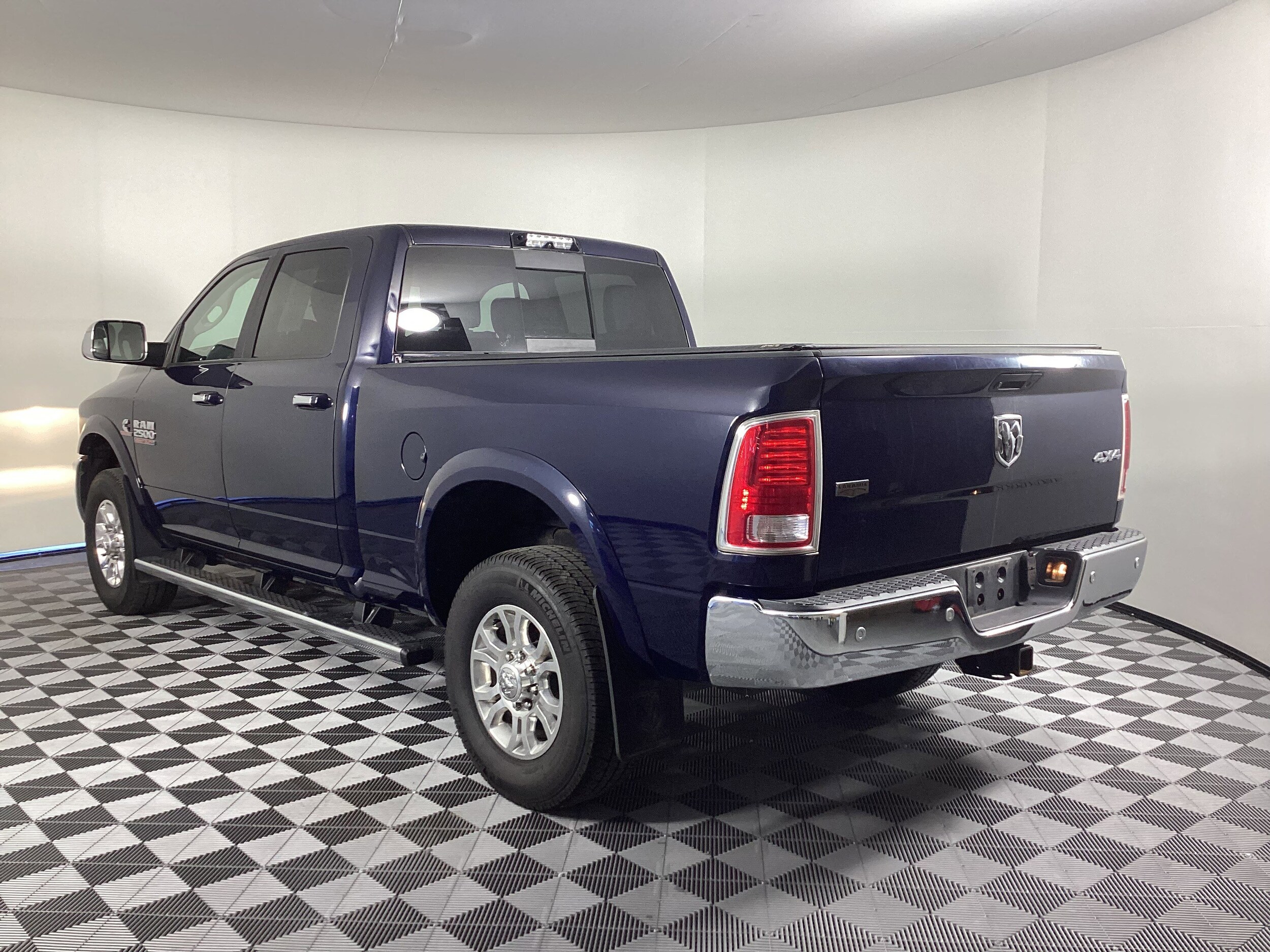 2017 Ram 2500 Laramie photo 2