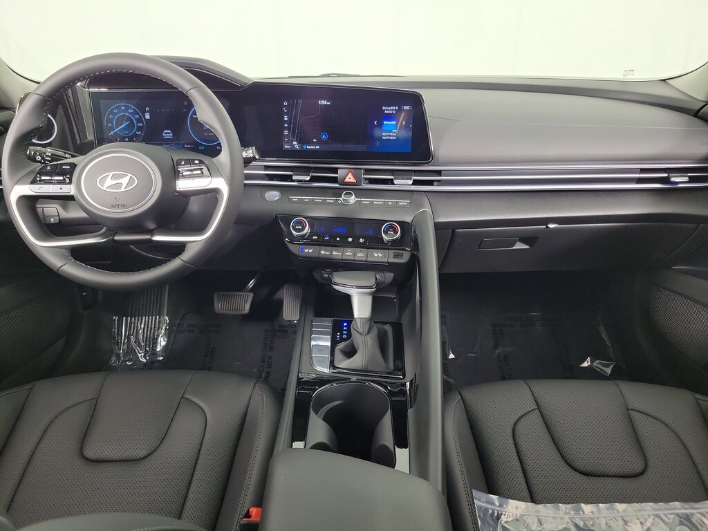 New 2025 Hyundai Elantra Hybrid Limited Sedan