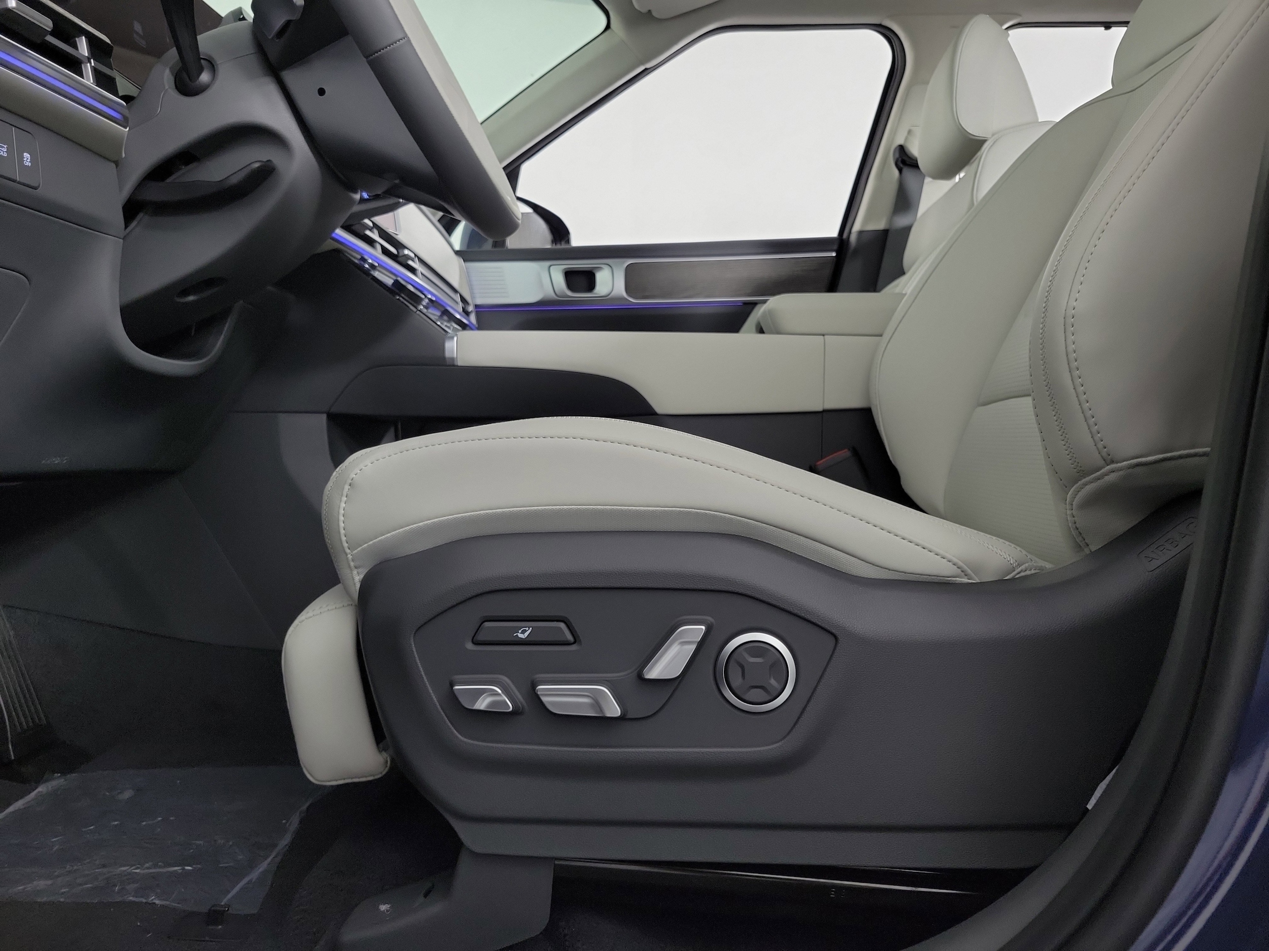 2026 Hyundai Santa Fe Calligraphy - Photo 25