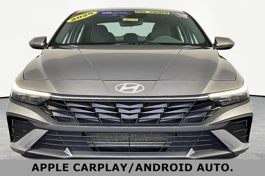 Certified 2025 Hyundai Elantra SE SE IVT