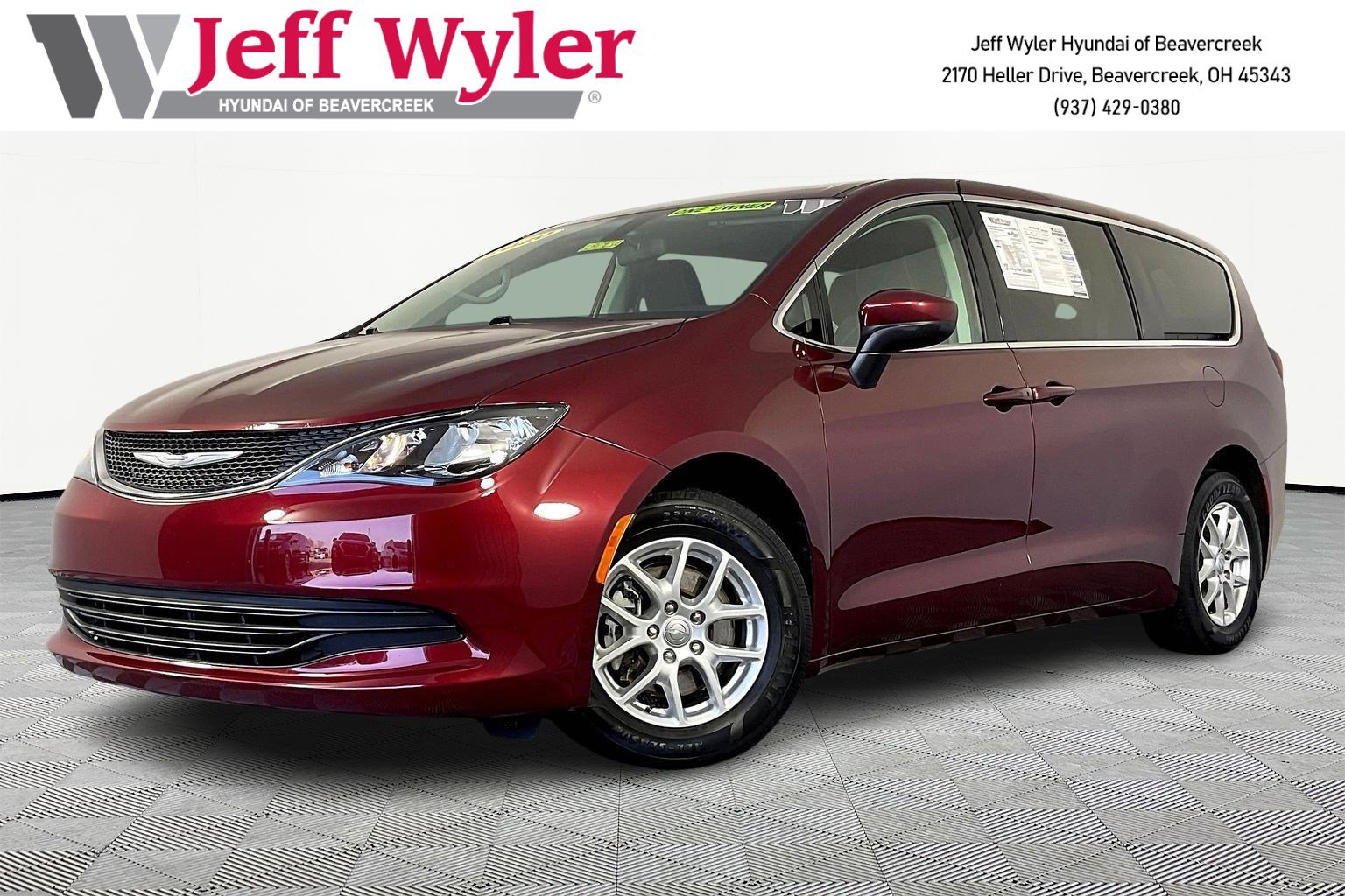 2020 Chrysler Voyager LX