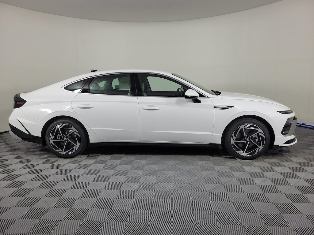 New 2026 Hyundai Sonata SEL Sport Sedan