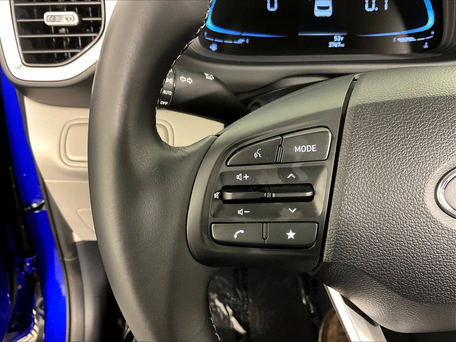 2026 Hyundai Venue SEL - Photo 11