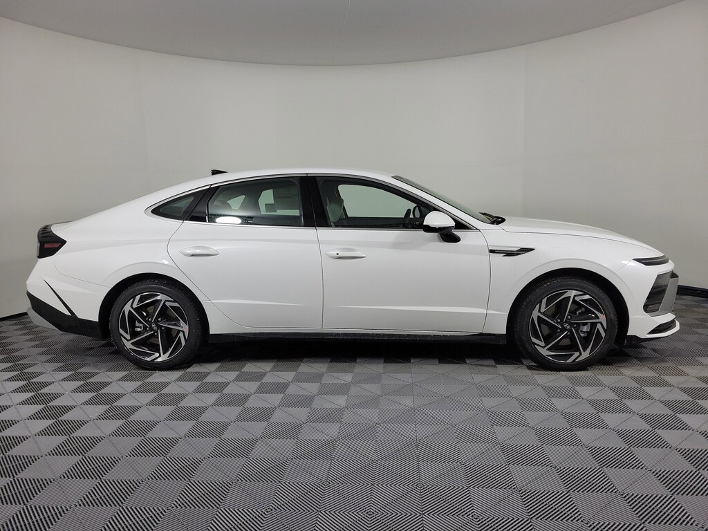 New 2026 Hyundai Sonata SEL Sport Sedan