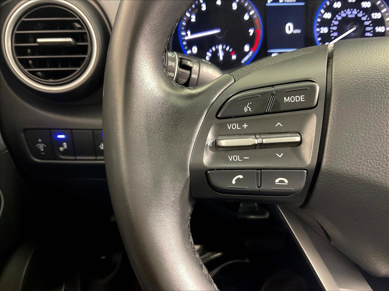 2021 Hyundai Kona Limited - Photo 11