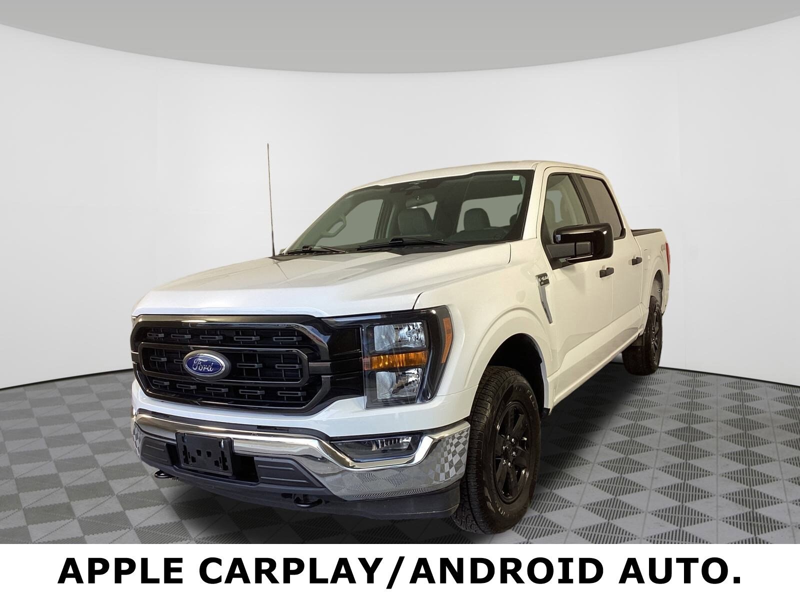 2023 Ford F-150 XLT photo 2