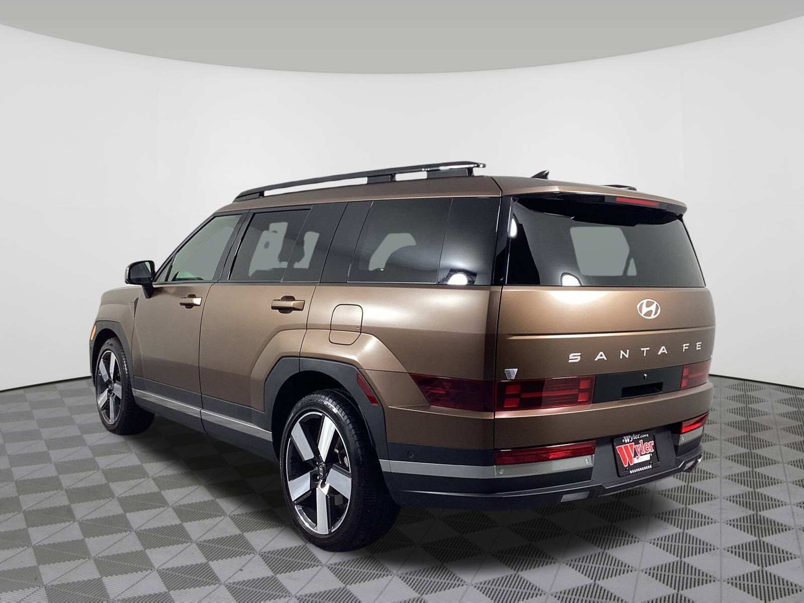 2024 Hyundai Santa Fe Limited photo 3