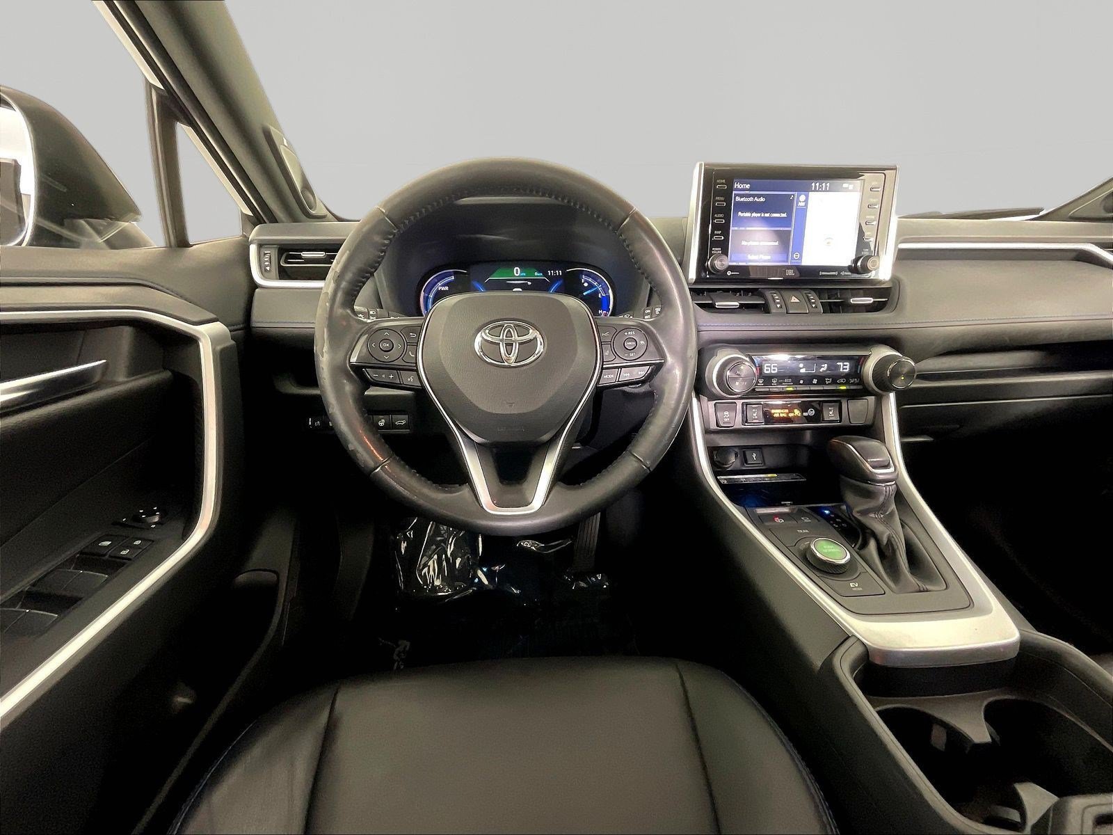 2020 Toyota RAV4 XSE - Photo 11