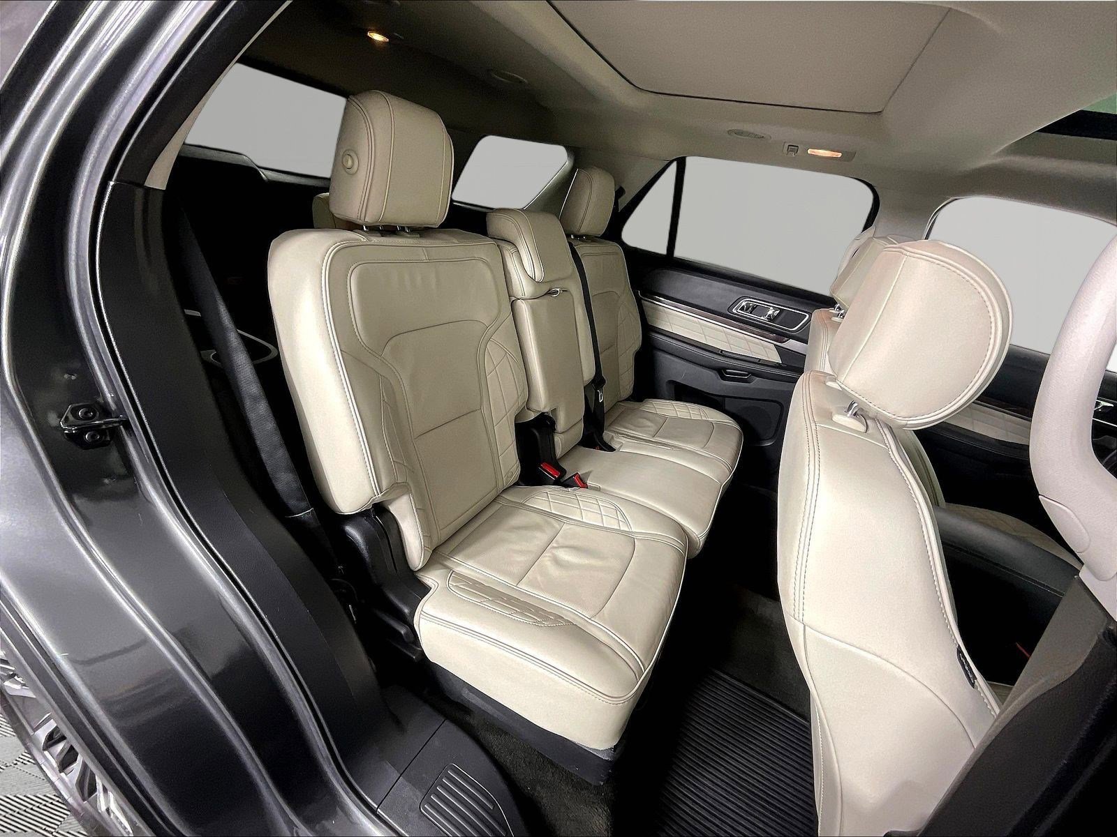 2016 Ford Explorer Platinum - Photo 25
