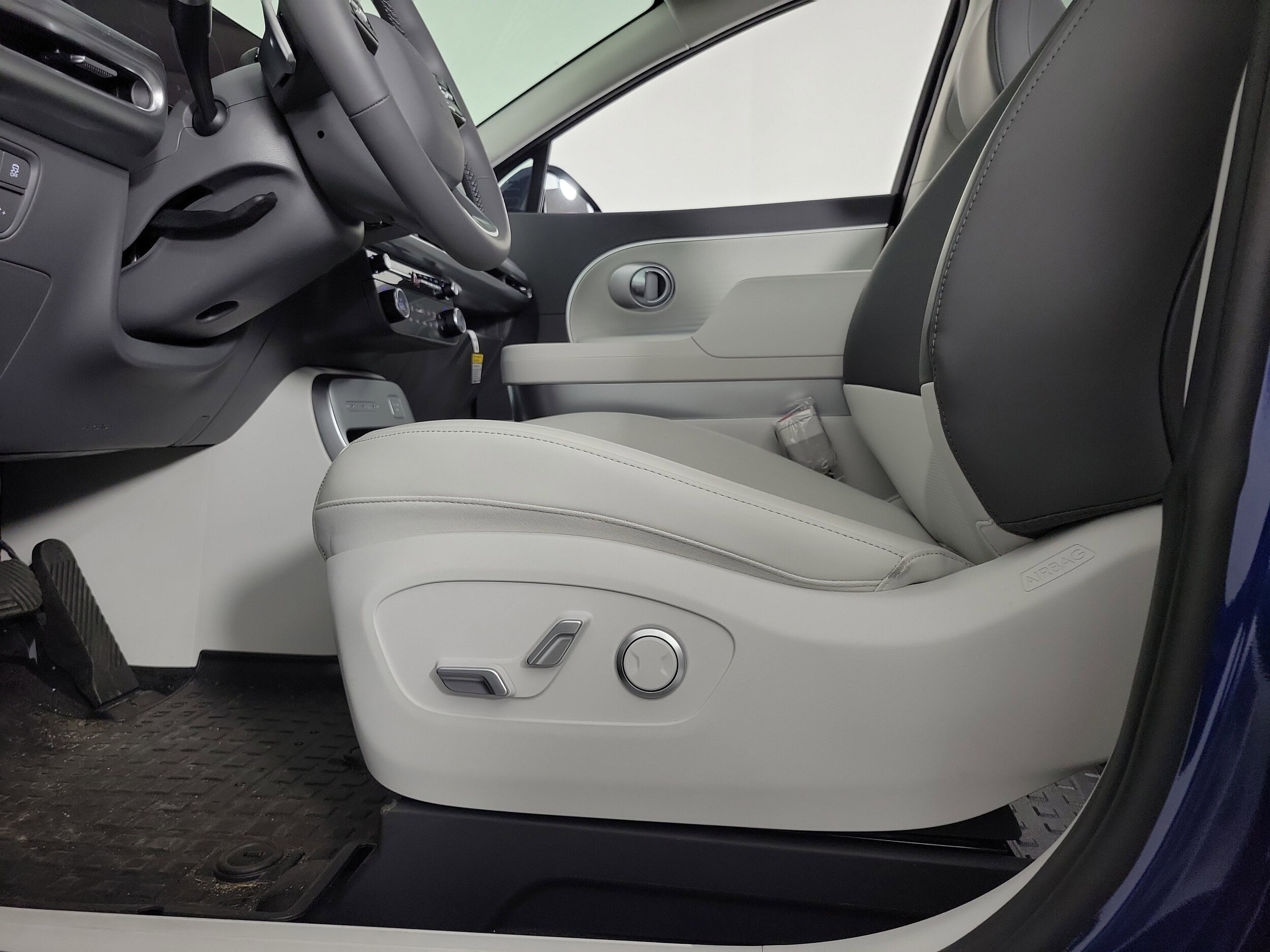 2026 Hyundai IONIQ 9 SEL - Photo 26