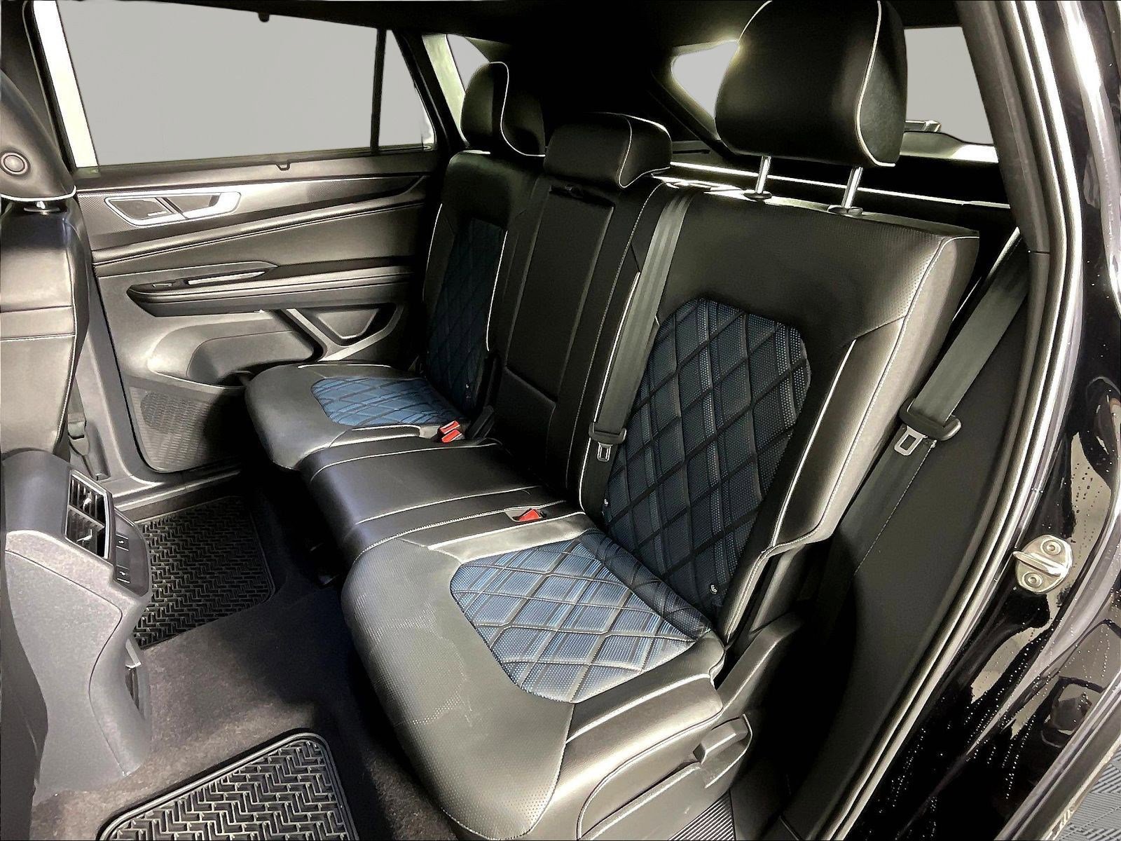 2024 Volkswagen Atlas Cross Sport SEL Premium R-LINE - Photo 22