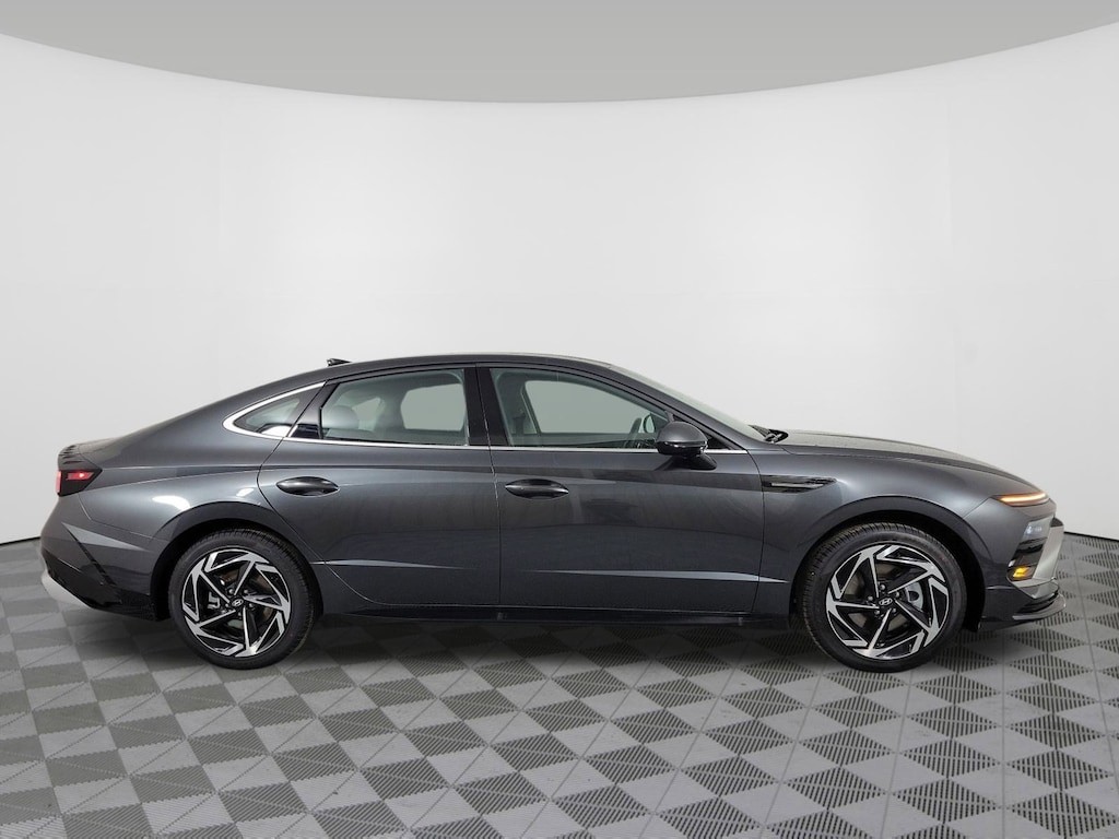 New 2026 Hyundai Sonata SEL Sport Sedan