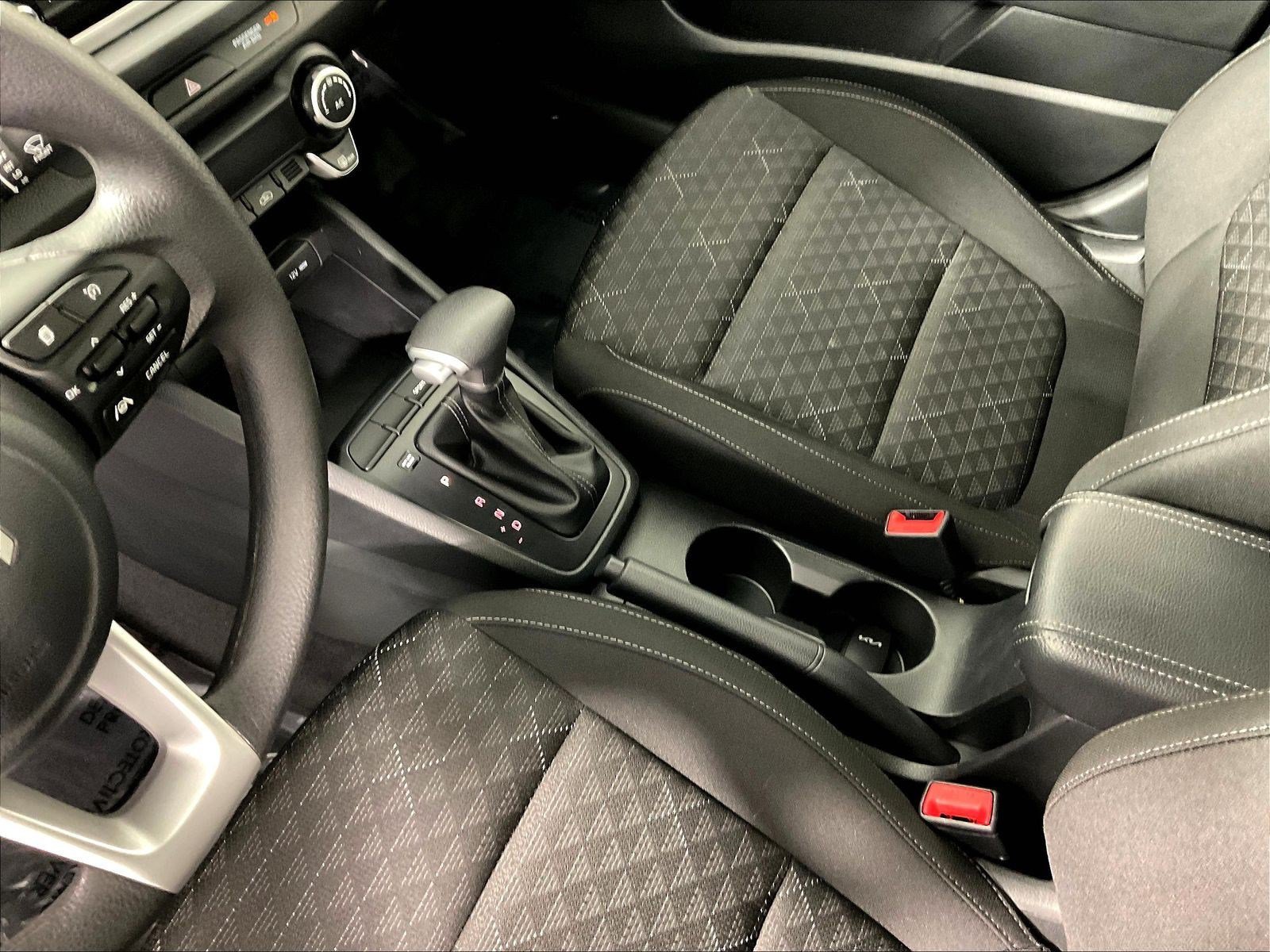 2023 Kia Rio S - Photo 20