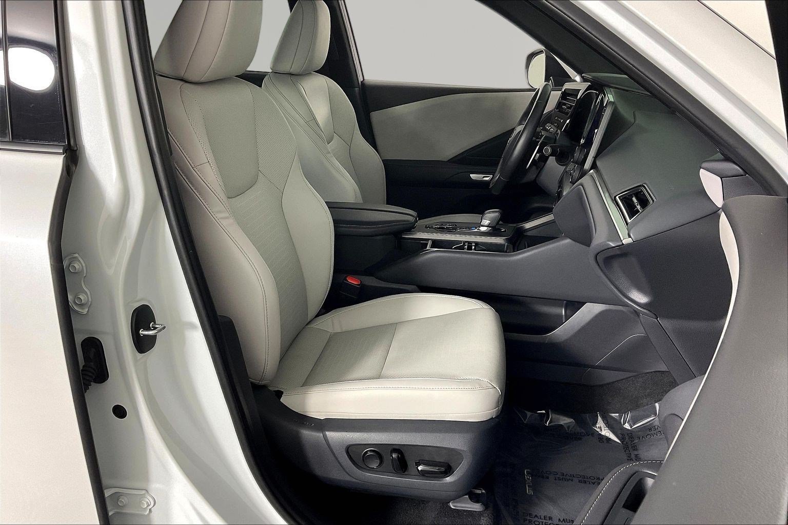 2024 Lexus TX 350 - Photo 32