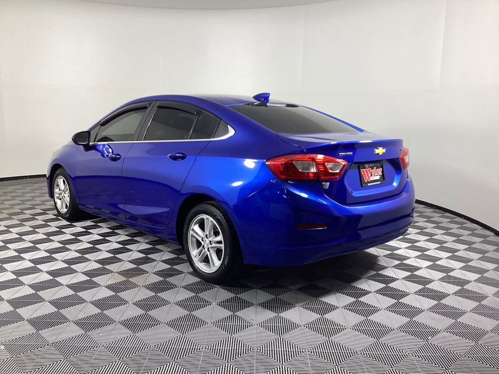 Used 2016 Chevrolet Cruze LT Auto Sedan