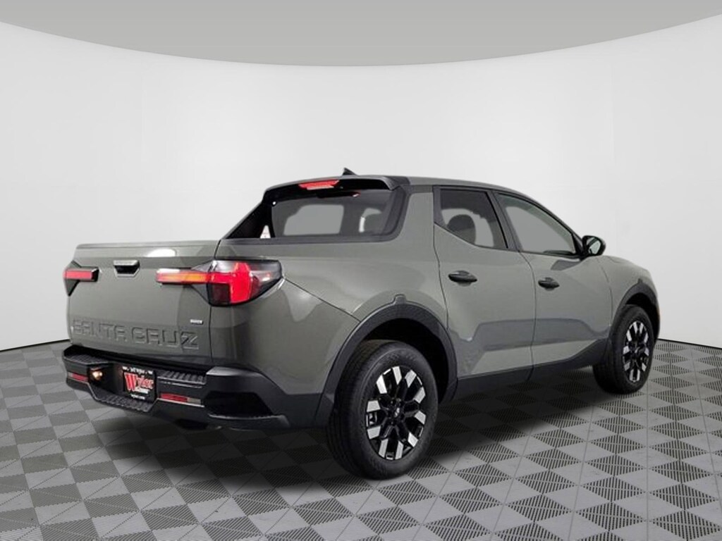 Used 2025 Hyundai Santa Cruz SE SE AWD