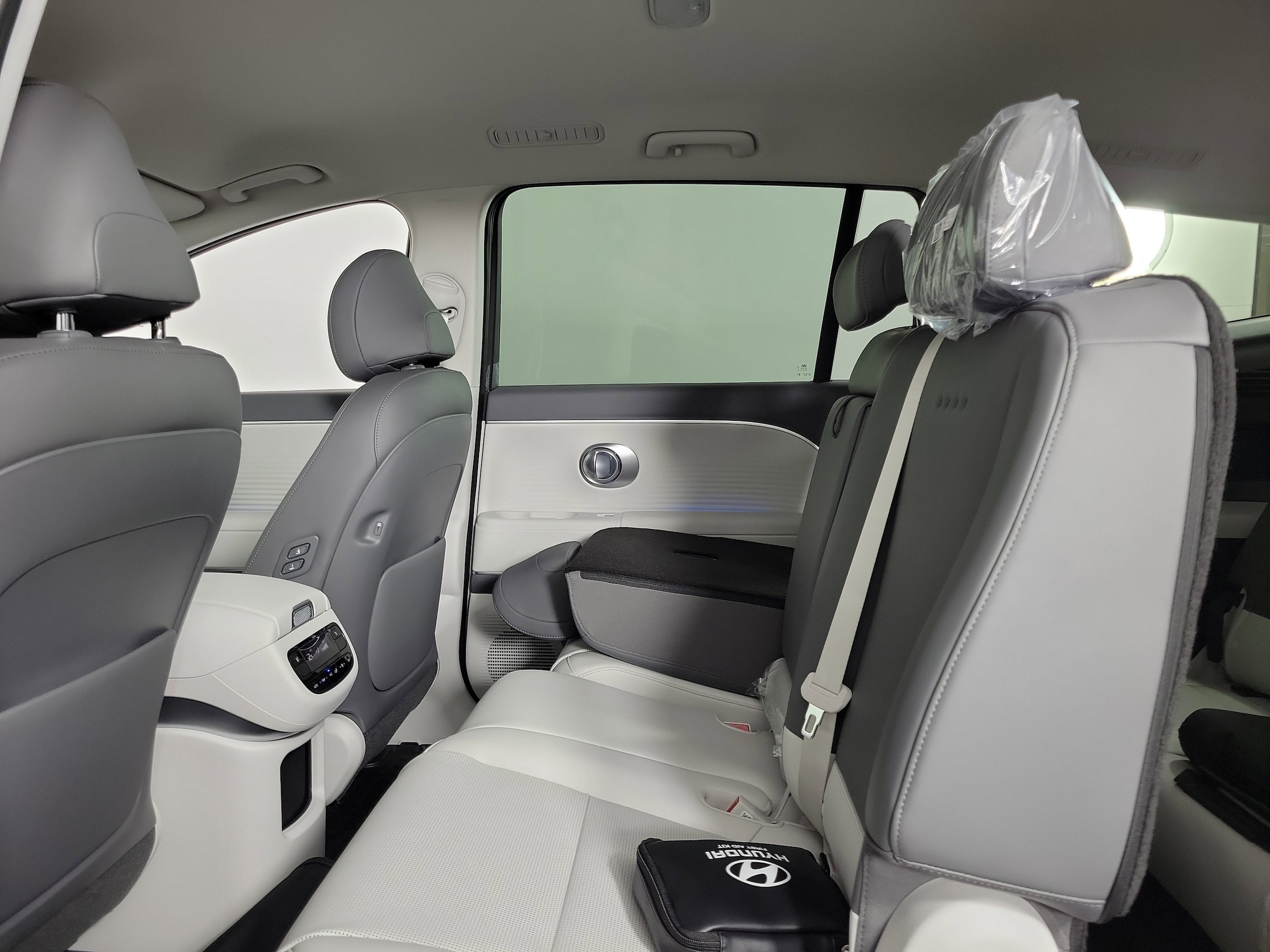 2026 Hyundai IONIQ 9 SEL - Photo 29