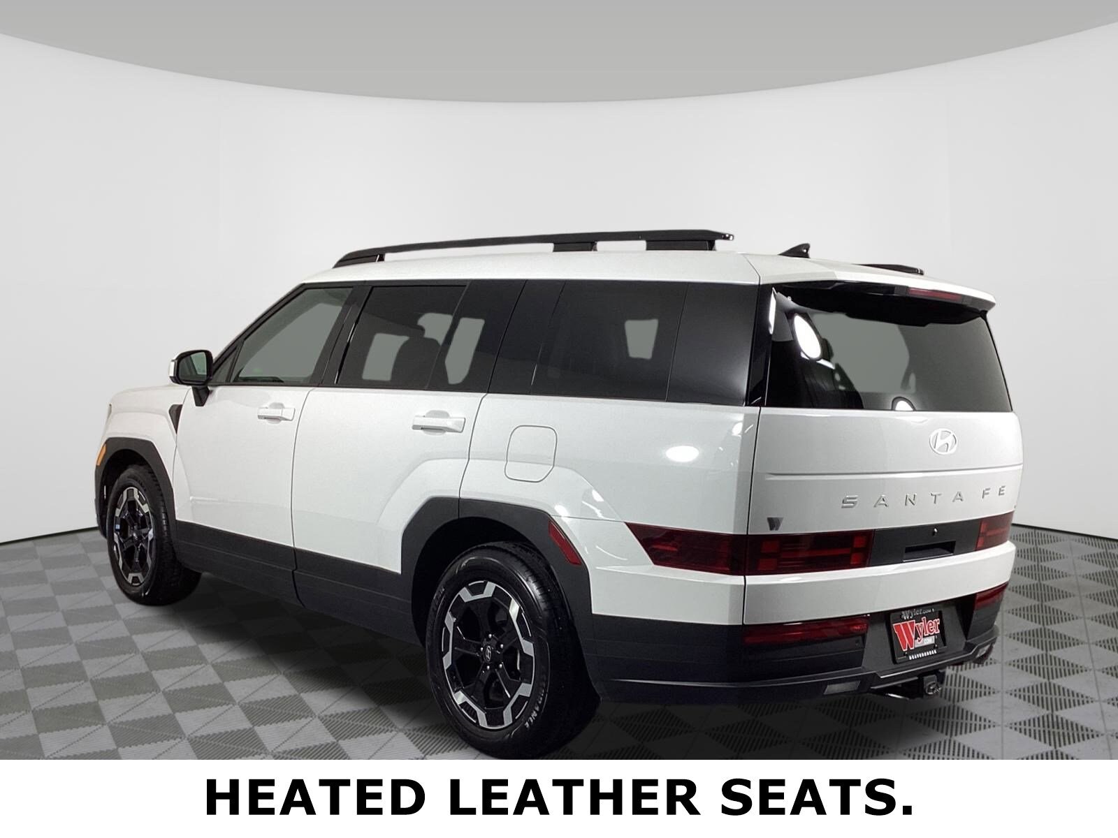 2025 Hyundai Santa Fe SEL photo 3