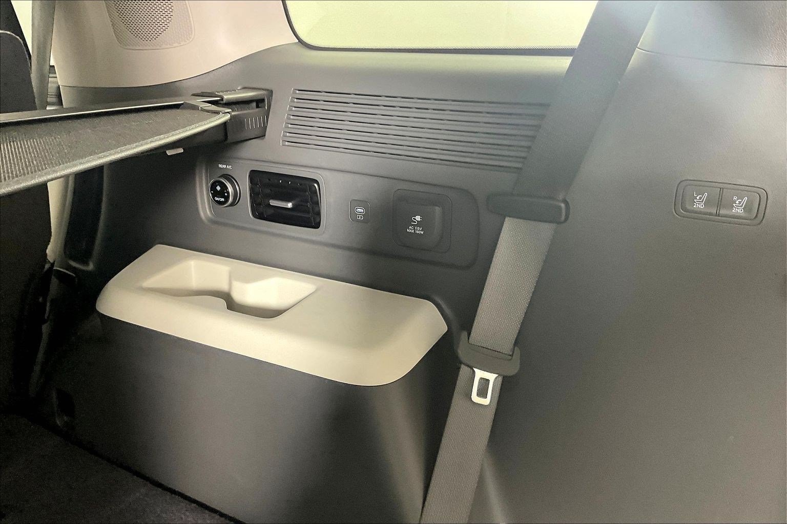 2026 Hyundai Santa Fe Limited - Photo 44