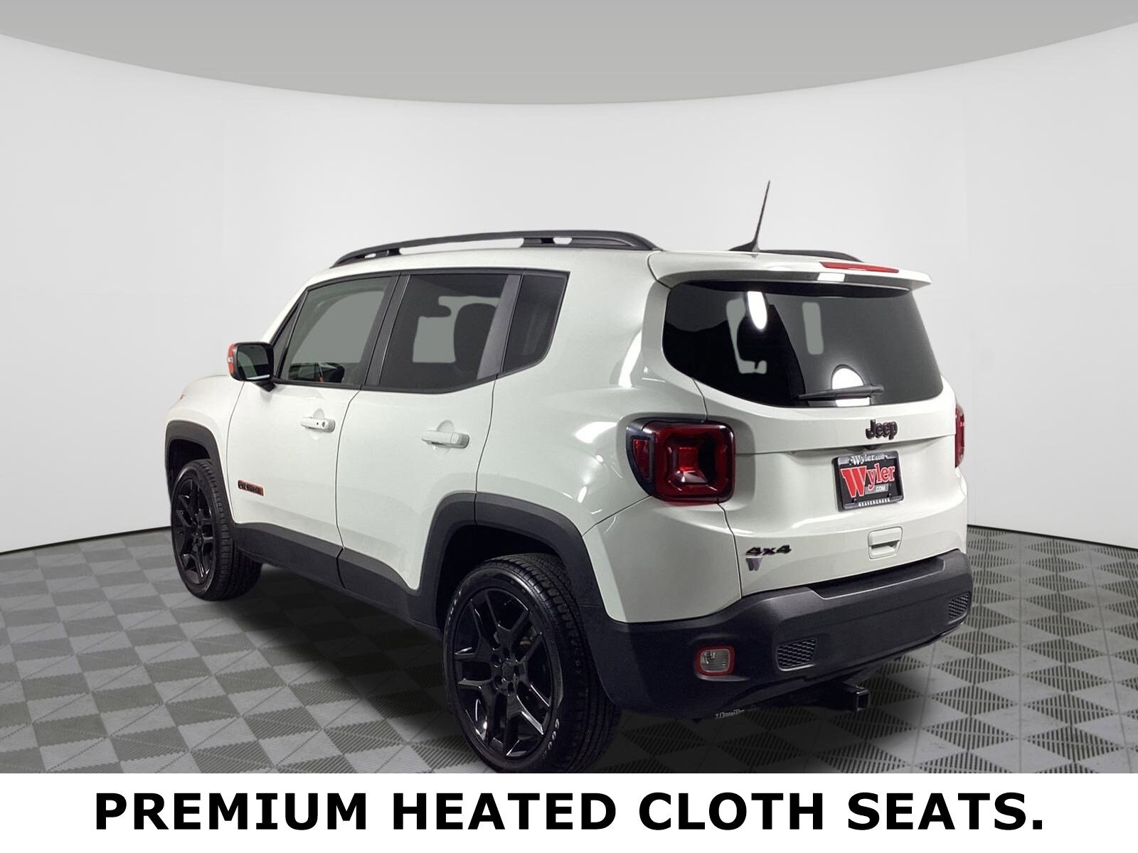 2020 Jeep Renegade Latitude photo 3