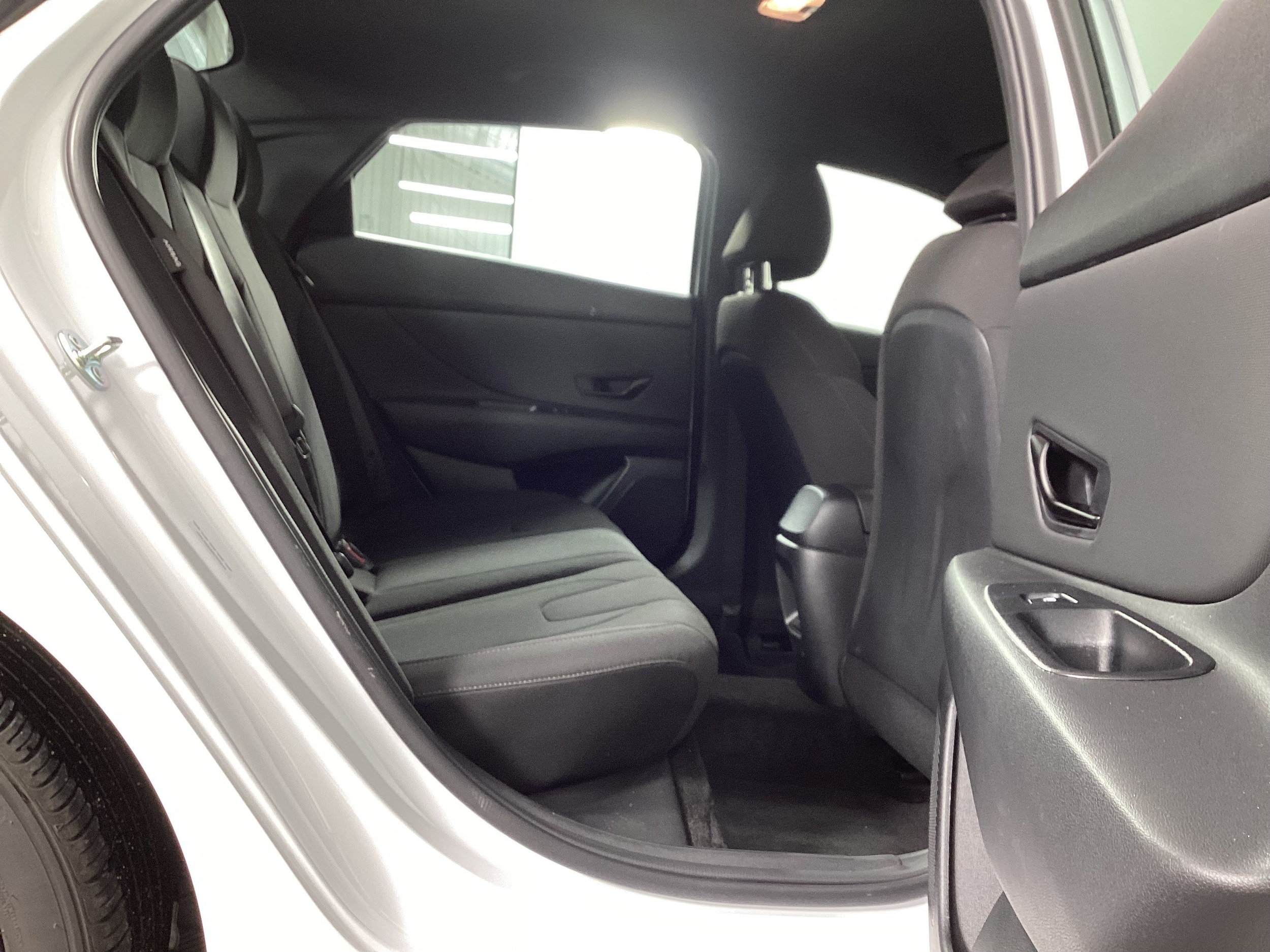 2025 Hyundai Elantra SEL - Photo 26