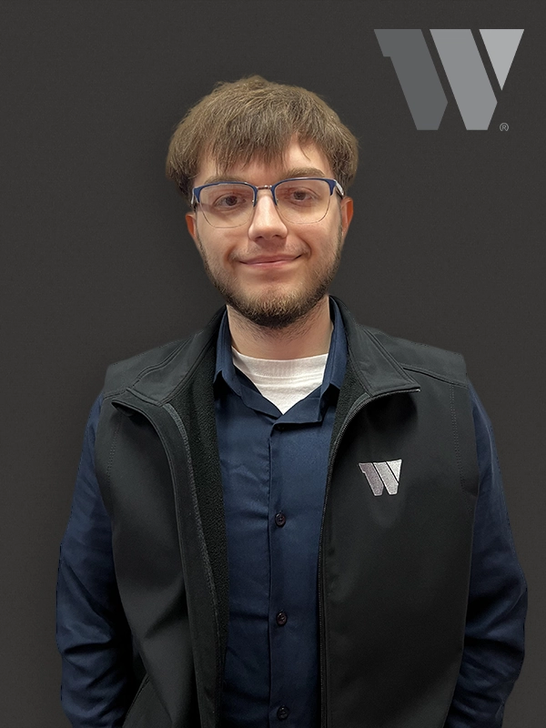 Staff member Eric Kleischmidt from ID_1a19b0718a1c