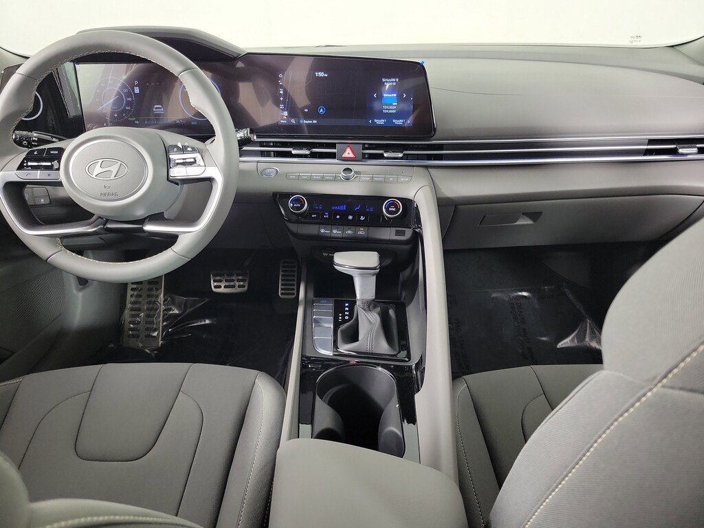 New 2025 Hyundai Elantra Hybrid SEL Sport Sedan