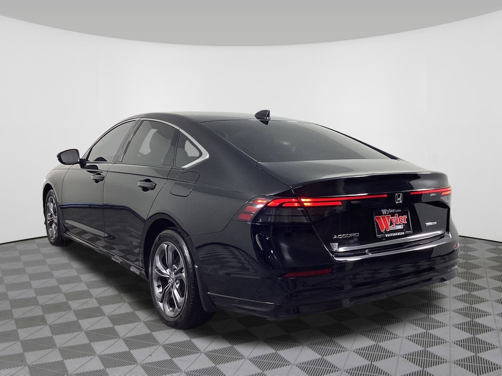 Used 2025 Honda Accord Hybrid EX-L Sedan