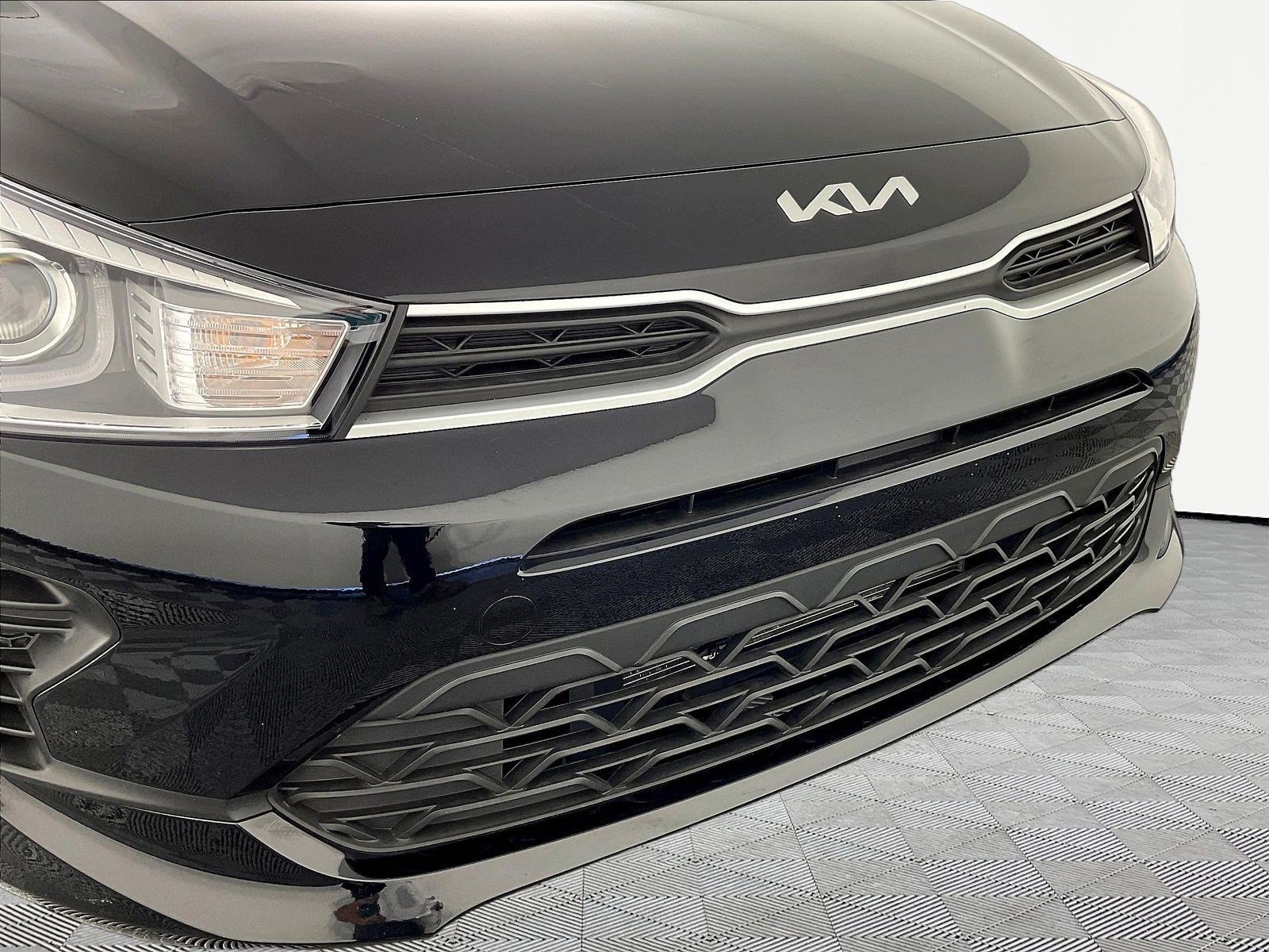 2023 Kia Rio S - Photo 32