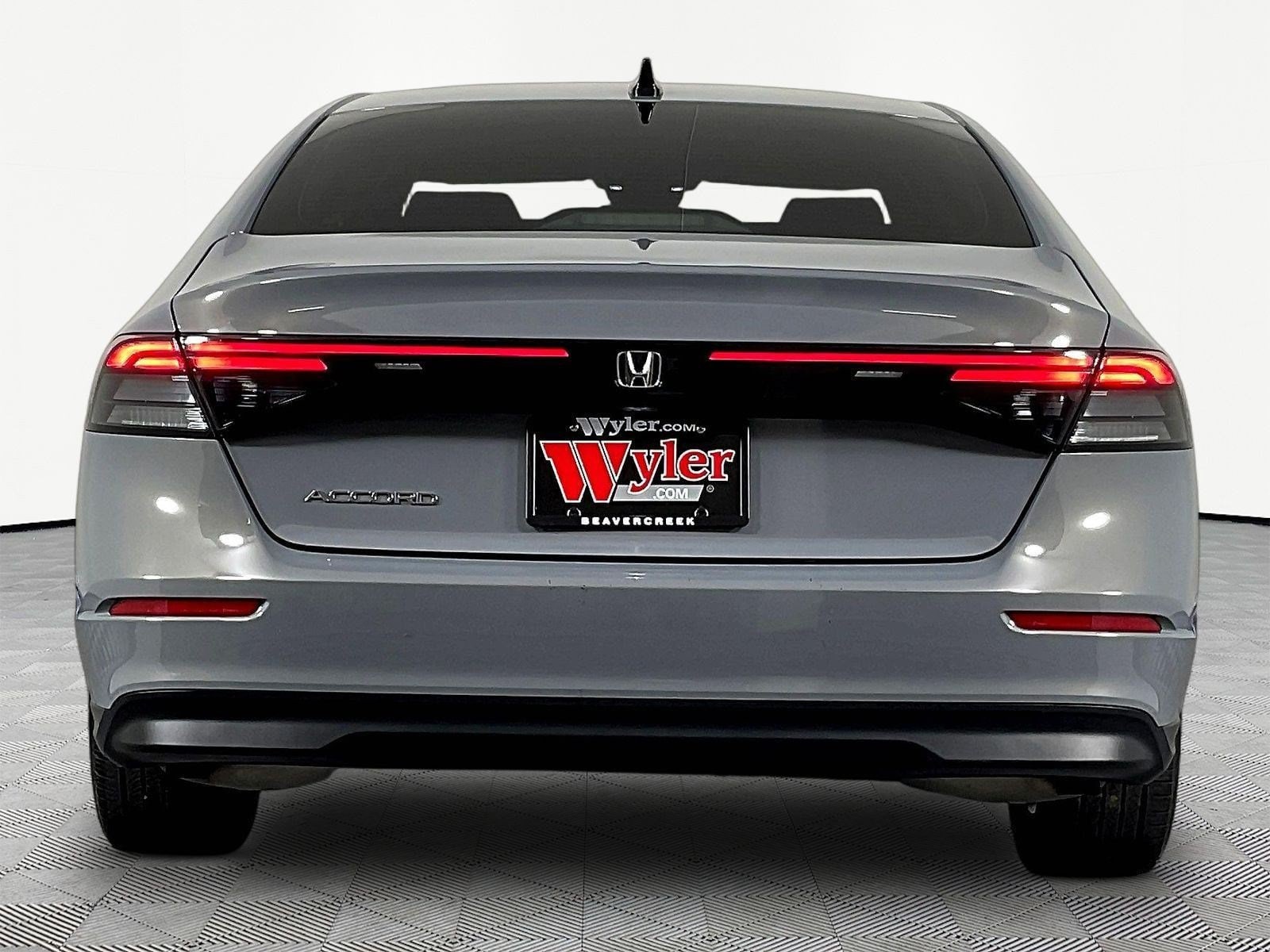2025 Honda Accord SE - Photo 7
