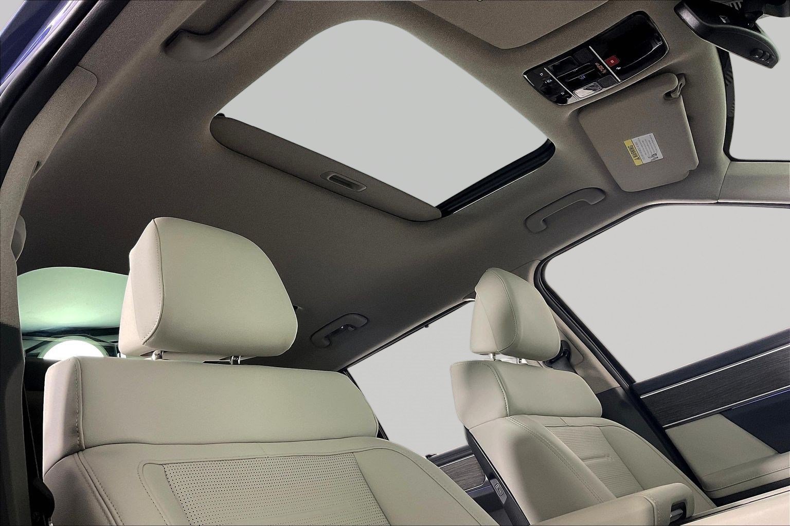 2026 Hyundai Santa Fe Limited - Photo 31