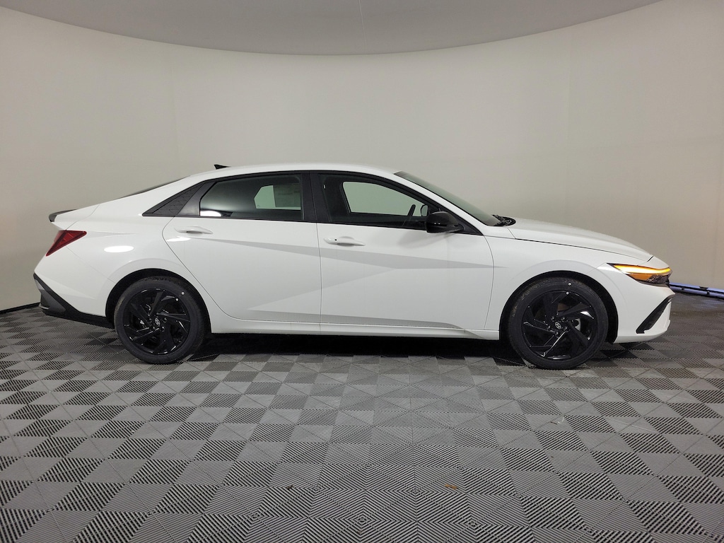 New 2026 Hyundai Elantra SEL Sport Sedan