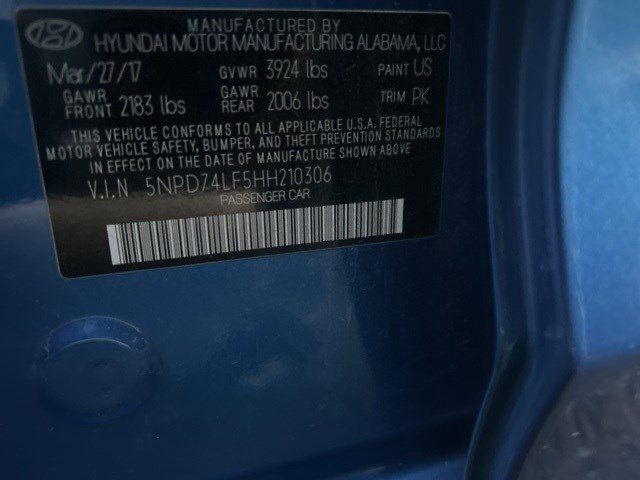 2017 Hyundai Elantra SE photo 2