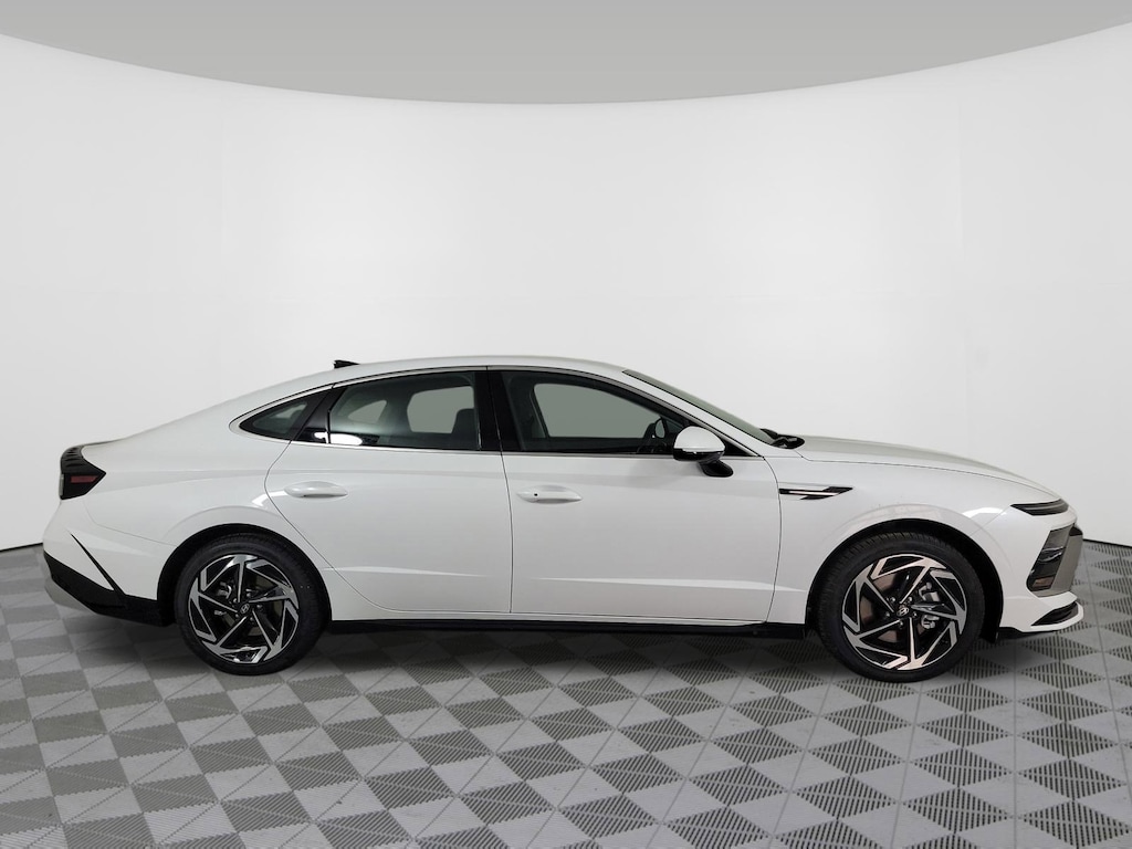 New 2026 Hyundai Sonata SEL Sport Sedan