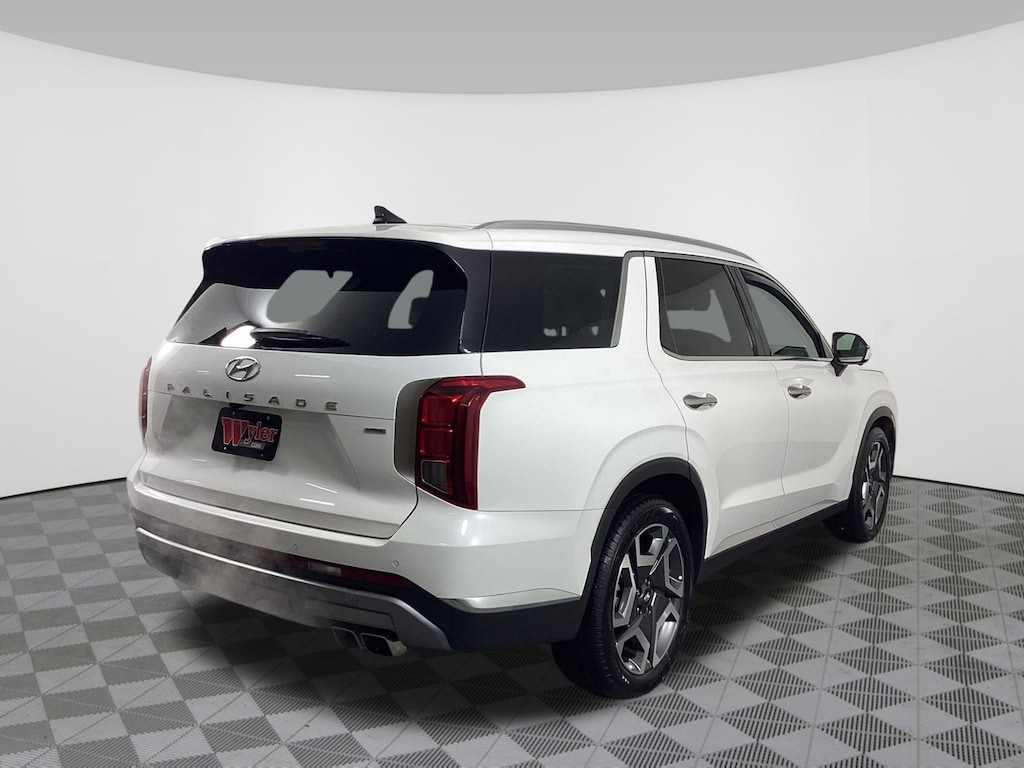 Used 2023 Hyundai Palisade Limited Limited AWD
