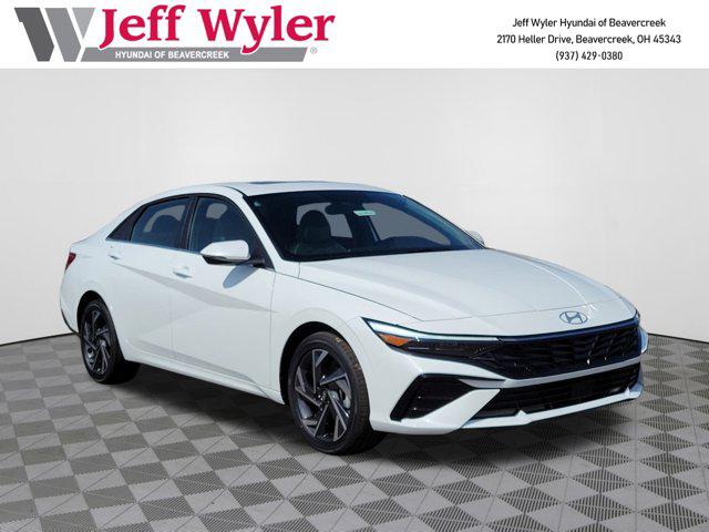 2025 Hyundai Elantra Limited's photo