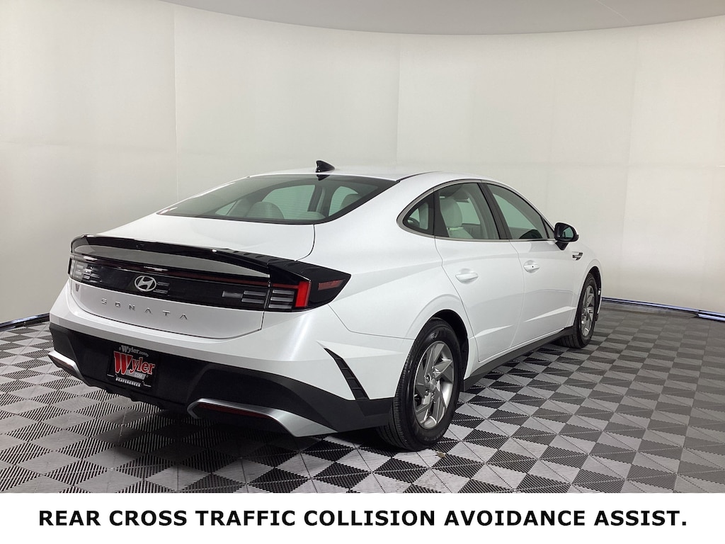 Certified 2025 Hyundai Sonata SE SE FWD