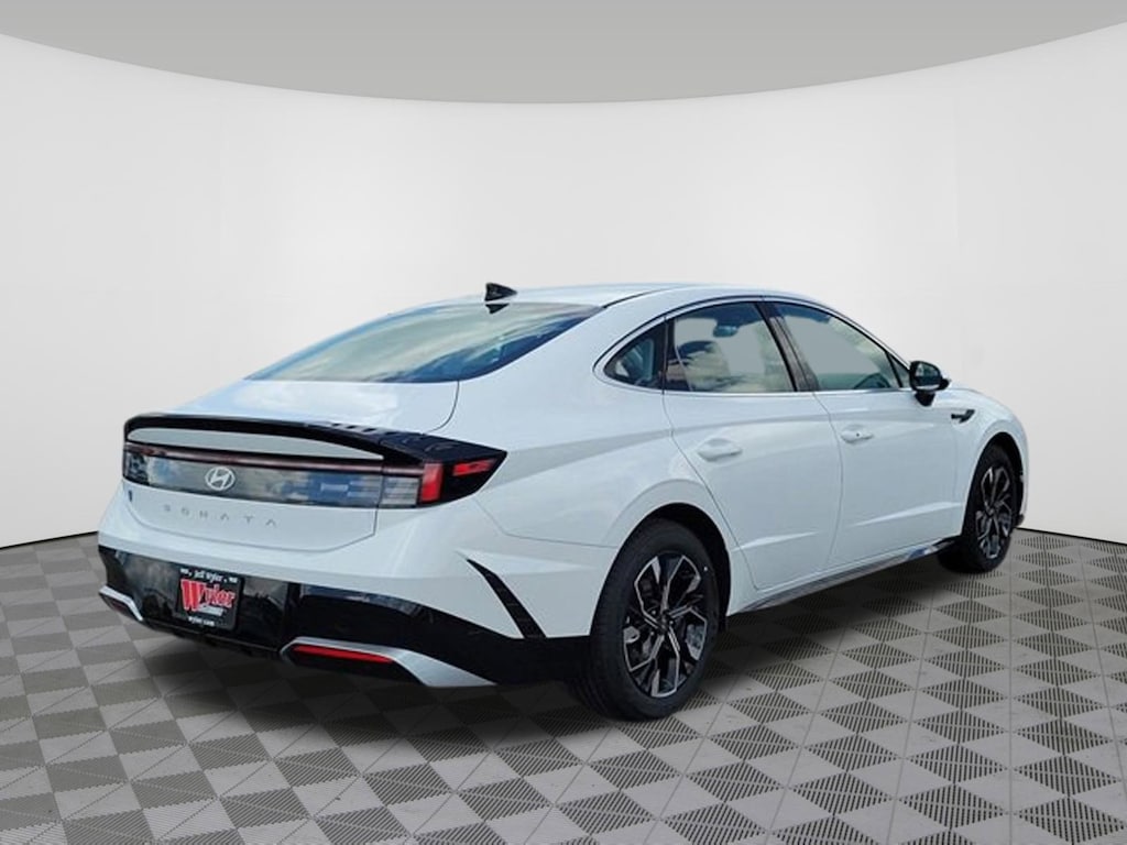 Used 2025 Hyundai Sonata SEL SEL FWD